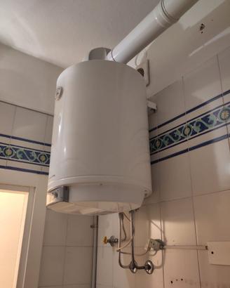 scaldabagno a gas camera stagna