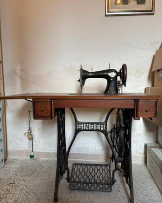 Macchina da cucire Singer vintage del 1900