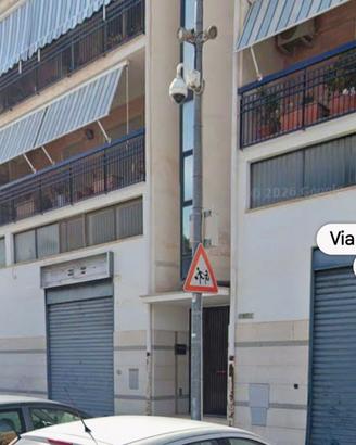 Si Affittano 3 locali uso commerciale