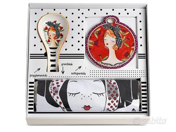 Egan Set Grembiule, Sottopentola e Poggiamestolo