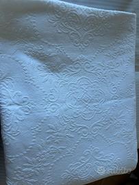 Coperta/tovaglia antico cotone ricamato
