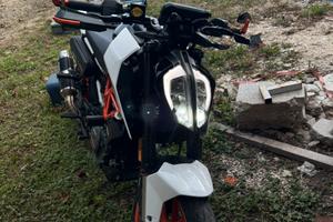 Ktm Duke 390