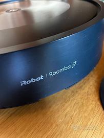iRobot Roomba J7+, Robot Aspirapolvere Wi-Fi.