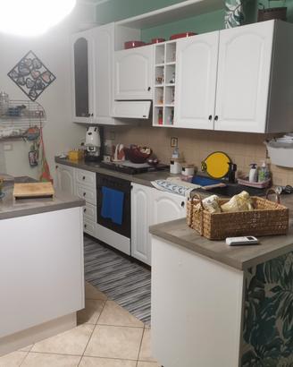cucina isola e madia