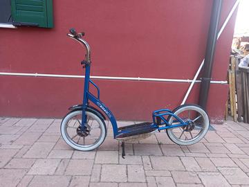 MONOPATTINO A RUOTA SFALZATA