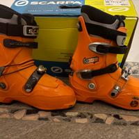 Scarponi sci alpinismo