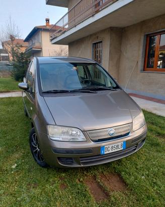 FIAT Idea 1.3 Multijet 16V 70 CV BlackLabel