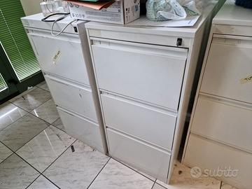 Classificatori in metallo 3 cassetti