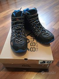 Scarponcini trekking