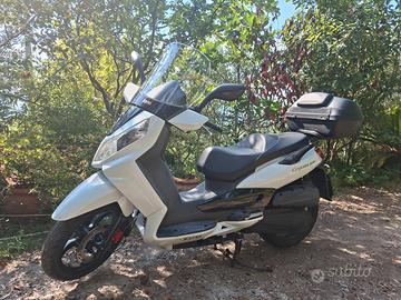 SYM 300 IN PERFETTE CONDIZIONI