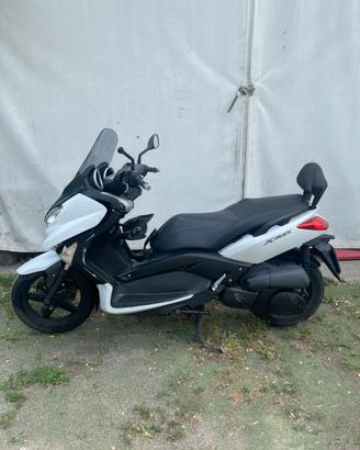 Yamaha x-max 250 2012