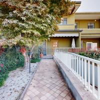 Villa a schiera Bellinzago Lombardo