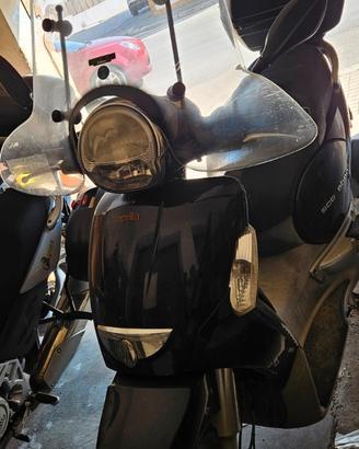 Aprilia Scarabeo 250 - 2008