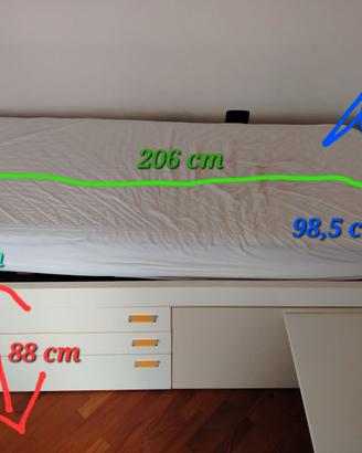 Letto singolo con scrivania