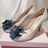 scarpe bianche eleganti
