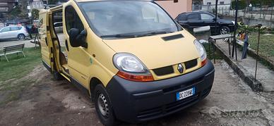 reno traffc anno 2006 km 176000