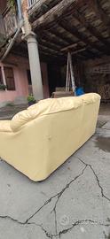 Divano giallo ecopelle 2 posti