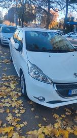 Peugeot 208 1.6 ehdi 92 CV allure 5 porte