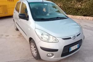 Hyundai I  10