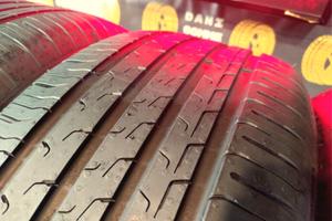 4 GOMME NUOVE 235 55 18 CONTINENTAL