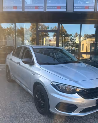 FIAT Tipo 1.4 4 porte Street 95 cv