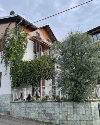 Immobile in asta di 186 m² con 5 locali e box auto