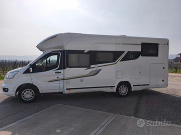 Elegante  Semintegrale omol. 5  solo km19.000