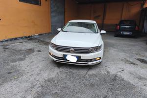 Vw Passat 1.6 Dsg sinistrata