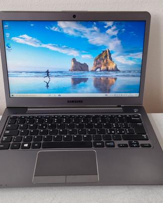 Notebook Samsung NP535U3C - Demo GRADO B