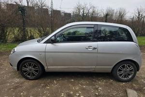 LANCIA YPSILON - 36.000 km - NEO PATENTATI