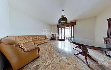 TRICAMERE PIANO BASSO