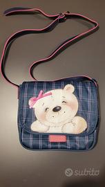 borsa camomilla blu e rosa con decorazione orsetto