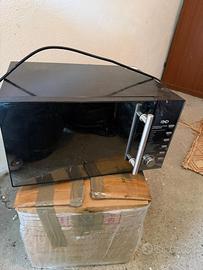 Microonde e grill nuovo usato 2 volte