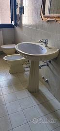 Sanitari vintage lavabo e bidet