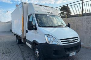 IVECO Daily 35C18 3.0 180CV - FRIGO THERMOKING V30