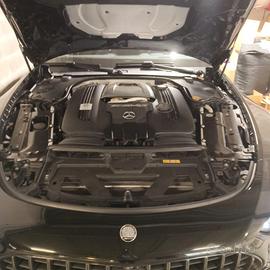 Mercedes AMG SL 63 4MATIC+ Roadster (Kambrio-Limo)