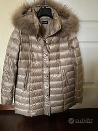 Piumino da donna Motivi