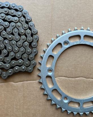 Corona 42 Denti + Catena per Rieju MR 300 (2021) –