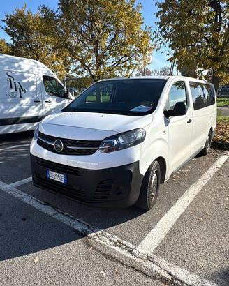 Opel Vivaro 9 posti