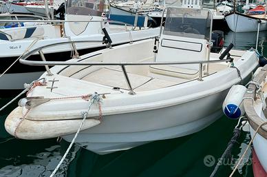 Barca Open 4,7 m motore 40CV