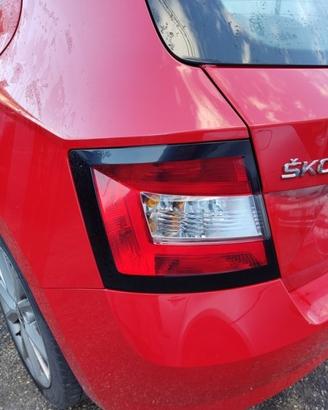 Fanale posteriore sinistro SKODA FABIA del 2016