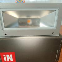 Lampada applique Nuova Quasar 20 w 11 3k Gr 94