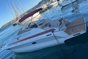 Barca a motore Maxum 2500