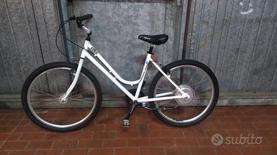 Bici a pedalata assistita