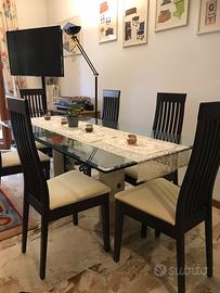 Tavolo in cristallo e sedie Cicago/Callegaris