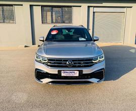 VOLKSWAGEN - Tiguan - 2.0 TDI 150CV SCR DSG R-Line