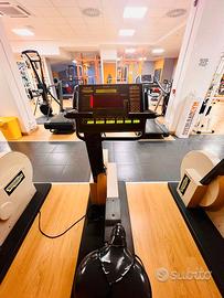 Technogym Bike XT_ Cyclette bike race