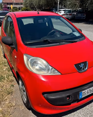 Peugeot 107 1.0 68CV 3p. Plaisir
