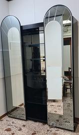 mobile ingresso nero con specchi