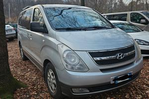 Hyundai H-1 